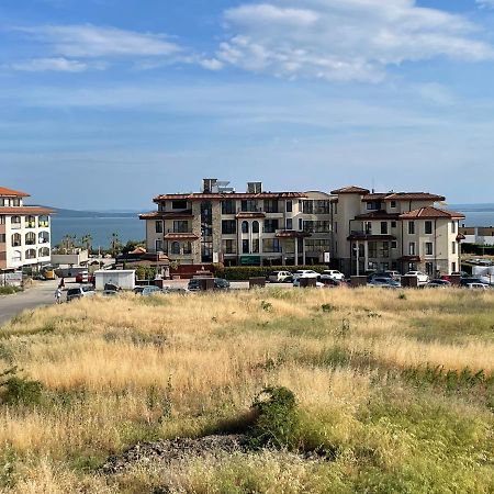 Ferienwohnung Апартамент В Сарафово Burgas City Exterior foto